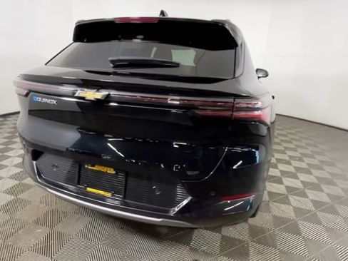 Used 2024 Chevrolet Equinox EV LT FWD image 5