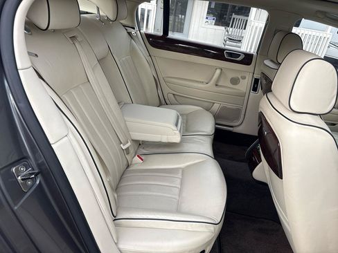 Used 2009 Bentley Flying Spur Flying Spur AWD/4WD image 18