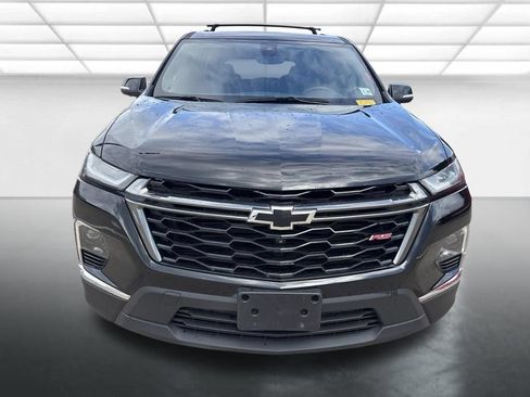 Used 2023 Chevrolet Traverse RS w/ LPO, Floor Liner Package AWD/4WD image 2