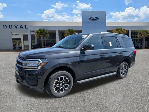 Used 2024 Ford Expedition XLT AWD/4WD image 8