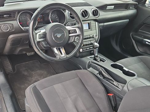 Used 2023 Ford Mustang Convertible RWD image 12
