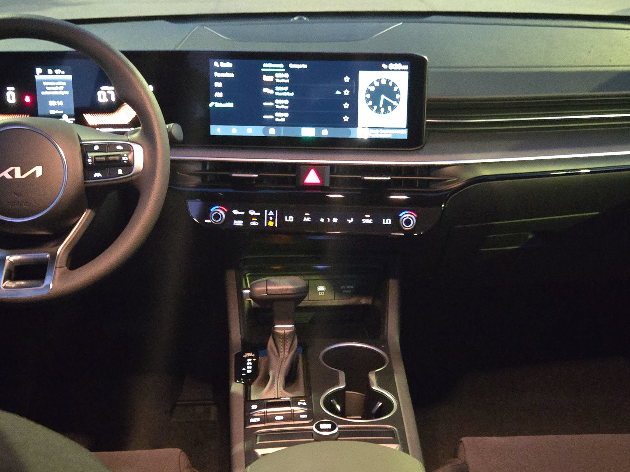 New 2026 Kia K5 LXS FWD image 11