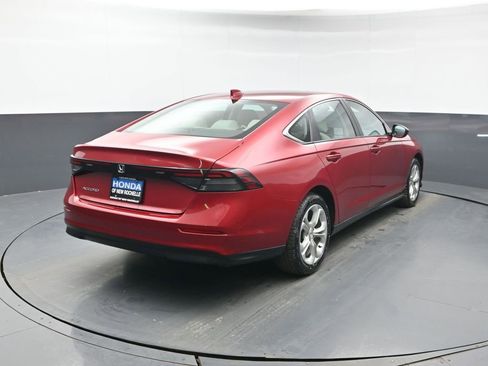 Certified 2023 Honda Accord LX image 7