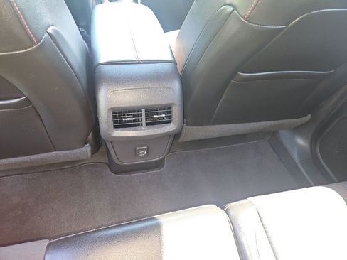 Used 2024 Chevrolet Equinox RS AWD/4WD image 23