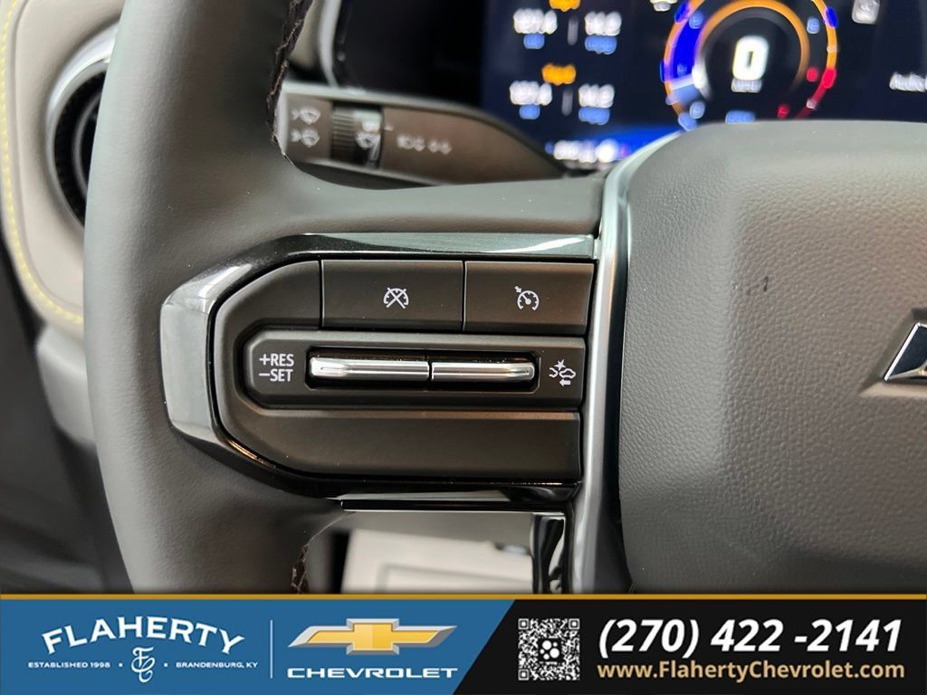 New 2026 Chevrolet Colorado ZR2 w/ Technology Package AWD/4WD image 23