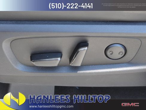 Used 2022 Nissan Pathfinder SL w/ SL Premium Package FWD image 14