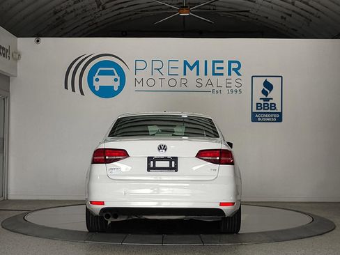 Used 2017 Volkswagen Jetta S FWD image 6