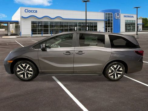 New 2026 Honda Odyssey EX-L image 2