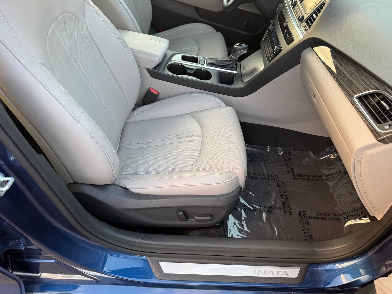 Used 2015 Hyundai Sonata Limited FWD image 25