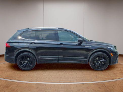 Used 2023 Volkswagen Tiguan SE R-Line AWD/4WD image 7