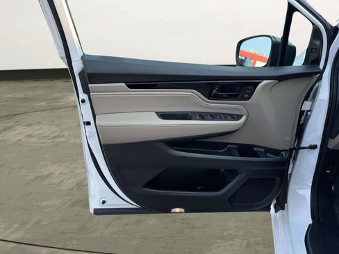 Used 2021 Honda Odyssey Touring image 11