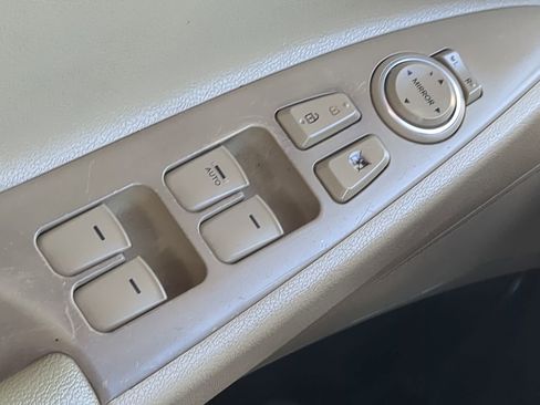 Used 2011 Hyundai Sonata GLS image 20