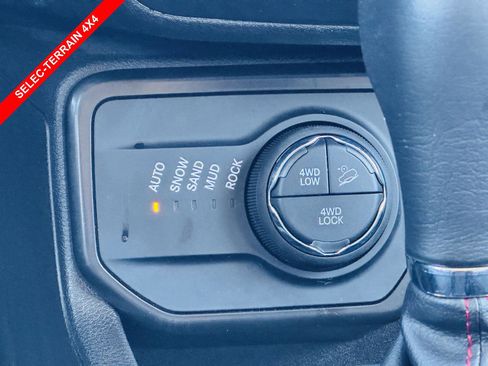 Used 2023 Jeep Renegade Trailhawk w/ Trailhawk Elite Group image 7