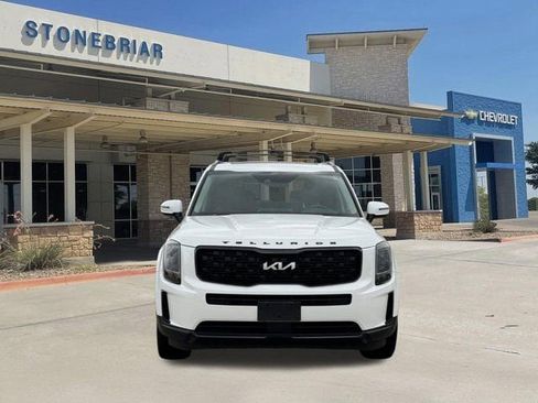 Used 2022 Kia Telluride EX w/ EX Premium Package image 9