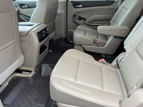 Used 2018 GMC Yukon XL SLT w/ HD Trailering Package image 15