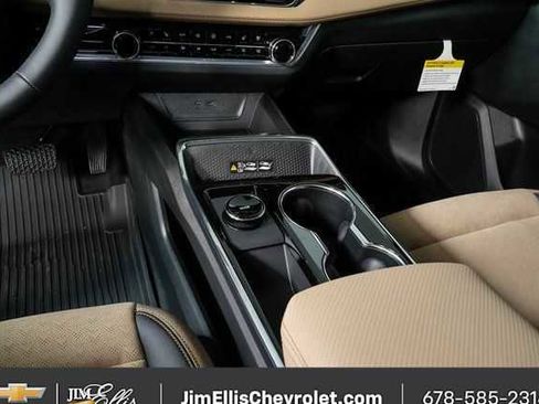 New 2026 Chevrolet Equinox ACTIV w/ Convenience Package III image 15