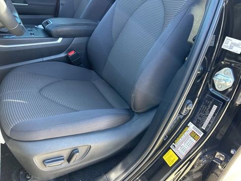 Certified 2023 Toyota Highlander LE image 11