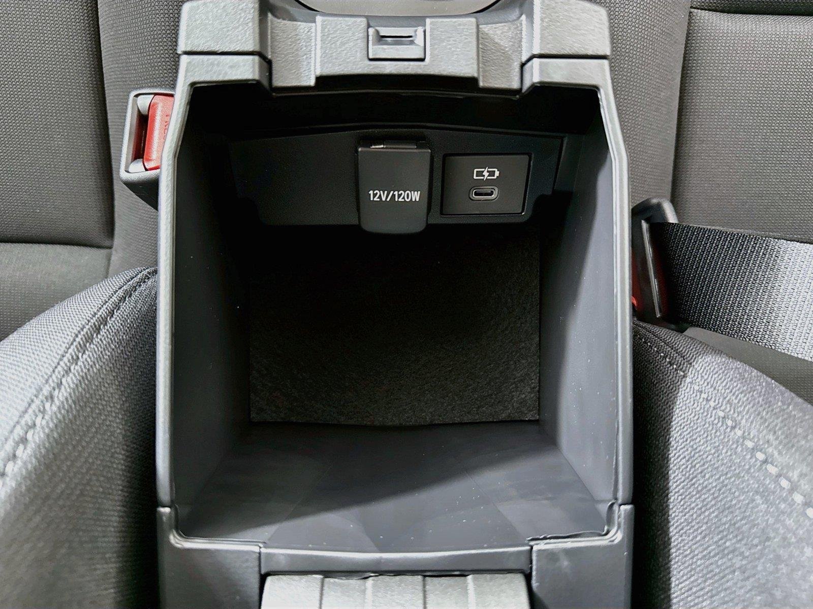 New 2027 Toyota Corolla LE FWD image 31