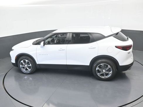 Used 2024 Chevrolet Blazer LT image 45