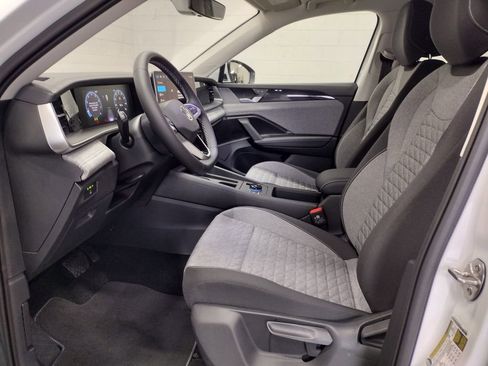 New 2025 Volkswagen Tiguan S image 19