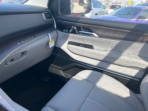 New 2024 Jeep Grand Wagoneer Series I w/ Rear Seat Video Group 1 AWD/4WD image 24