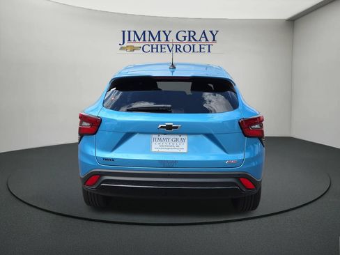 New 2026 Chevrolet Trax RS w/ Driver Confidence Package FWD image 4
