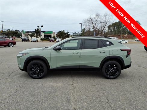 New 2026 Chevrolet Trax ACTIV w/ Driver Confidence Package image 2