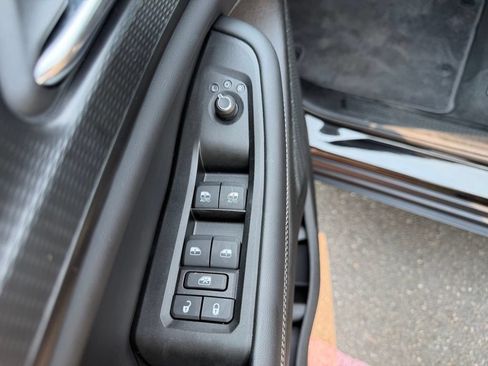Used 2025 Jeep Grand Cherokee L Laredo w/ Luxury Tech Group I AWD/4WD image 12