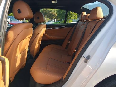 Used 2018 BMW 540i image 15