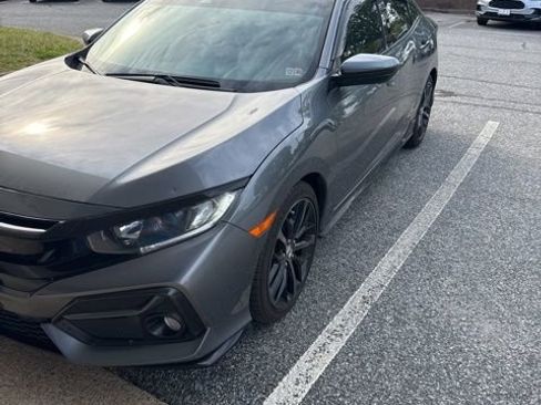Used 2020 Honda Civic Sport image 2