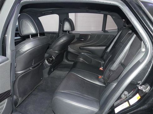 Used 2018 Lexus LS 500 AWD image 28