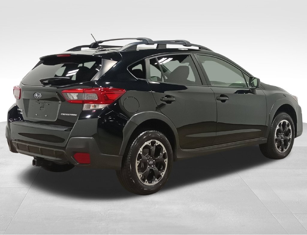 Used 2022 Subaru Crosstrek 2.0i AWD/4WD image 3
