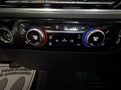 Used 2023 GMC Sierra 1500 Elevation image 19