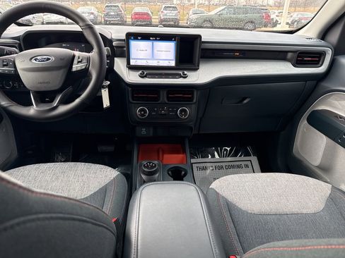 Used 2024 Ford Maverick XLT image 13