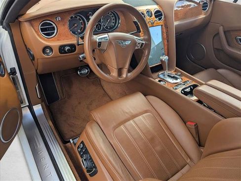 Used 2013 Bentley Continental GT image 3