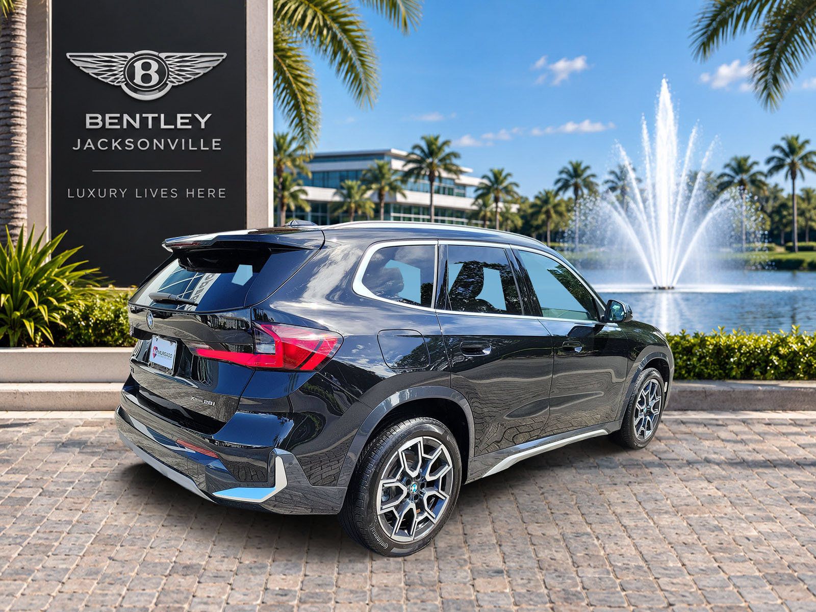 Used 2025 BMW X1 xDrive28i w/ Convenience Package AWD/4WD image 5