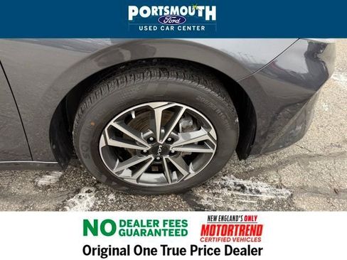 Used 2023 Kia Forte LXS FWD image 27