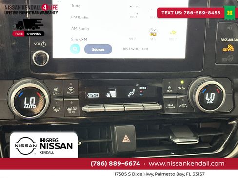 Used 2024 Toyota Highlander LE image 23