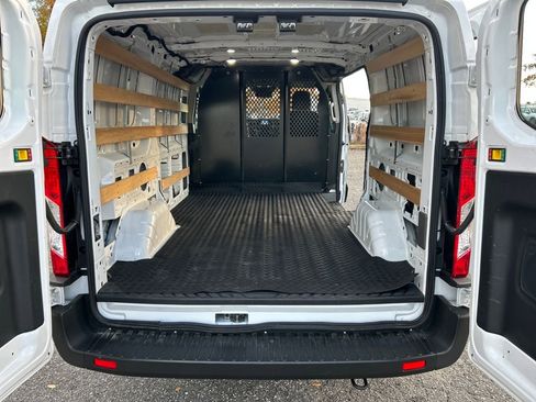 Used 2024 Ford Transit 250 Low Roof w/ Exterior Upgrade Package image 22