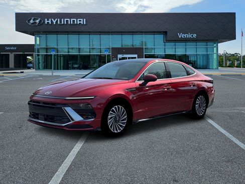 New 2026 Hyundai Sonata Limited FWD image 2