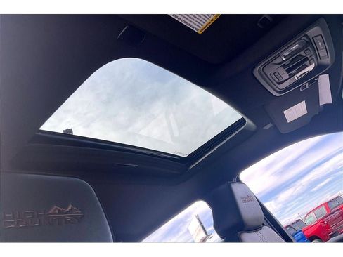 Used 2026 Chevrolet Silverado 3500 High Country w/ High Country Premium Package image 24