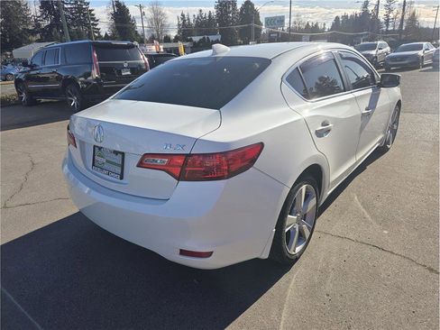 Used 2014 Acura ILX w/ Premium Package image 8