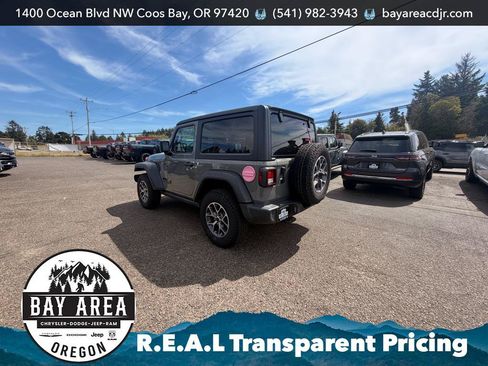 Used 2023 Jeep Wrangler Sport AWD/4WD image 7
