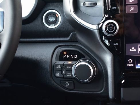 New 2026 RAM 1500 Big Horn AWD/4WD image 35