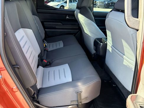 Used 2025 Toyota Tacoma TRD Off-Road image 19