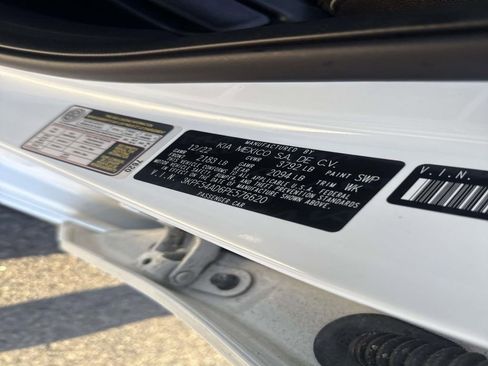 Used 2023 Kia Forte GT-Line image 18