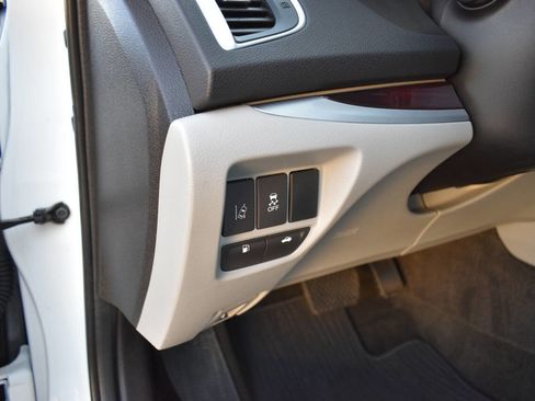 Used 2017 Acura TLX V6 w/ Technology Package image 17