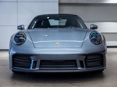 Certified 2026 Porsche 911 Carrera T RWD image 11