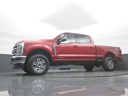 New 2026 Ford F250 Lariat w/ FX4 Off-Road Package image 32