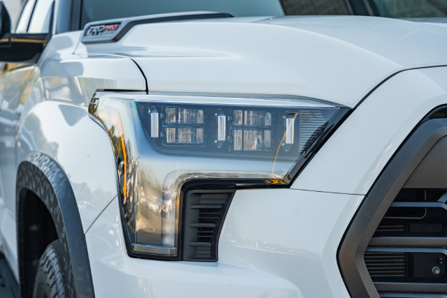 Used 2024 Toyota Sequoia TRD Pro AWD/4WD image 19
